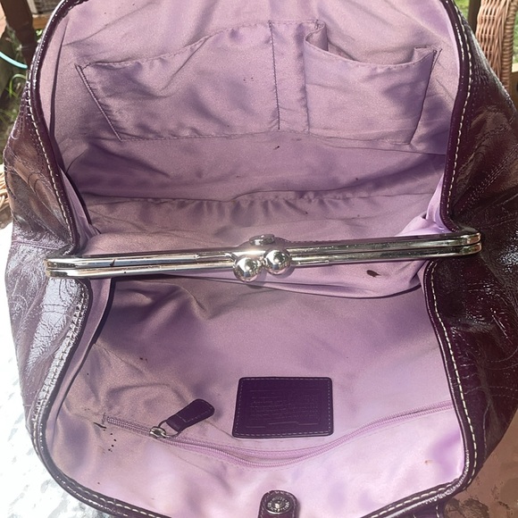 Coach Purse 👛 Make Offers 😃 - Picture 6 of 8
